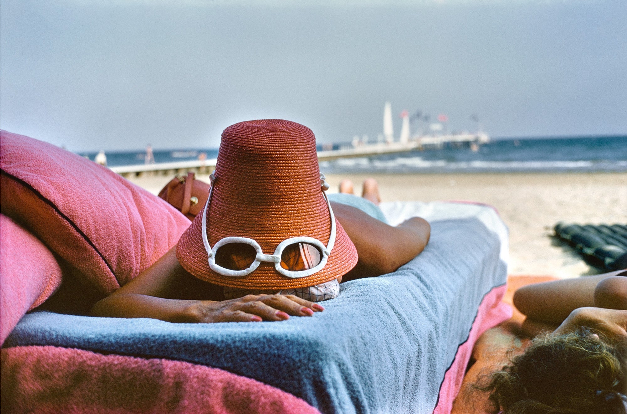 Slim Aarons: The Essential Collection
