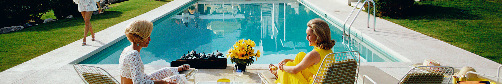 Pool Side Maria Slim Aarons: Poolside Stories – Getty Images Gallery
