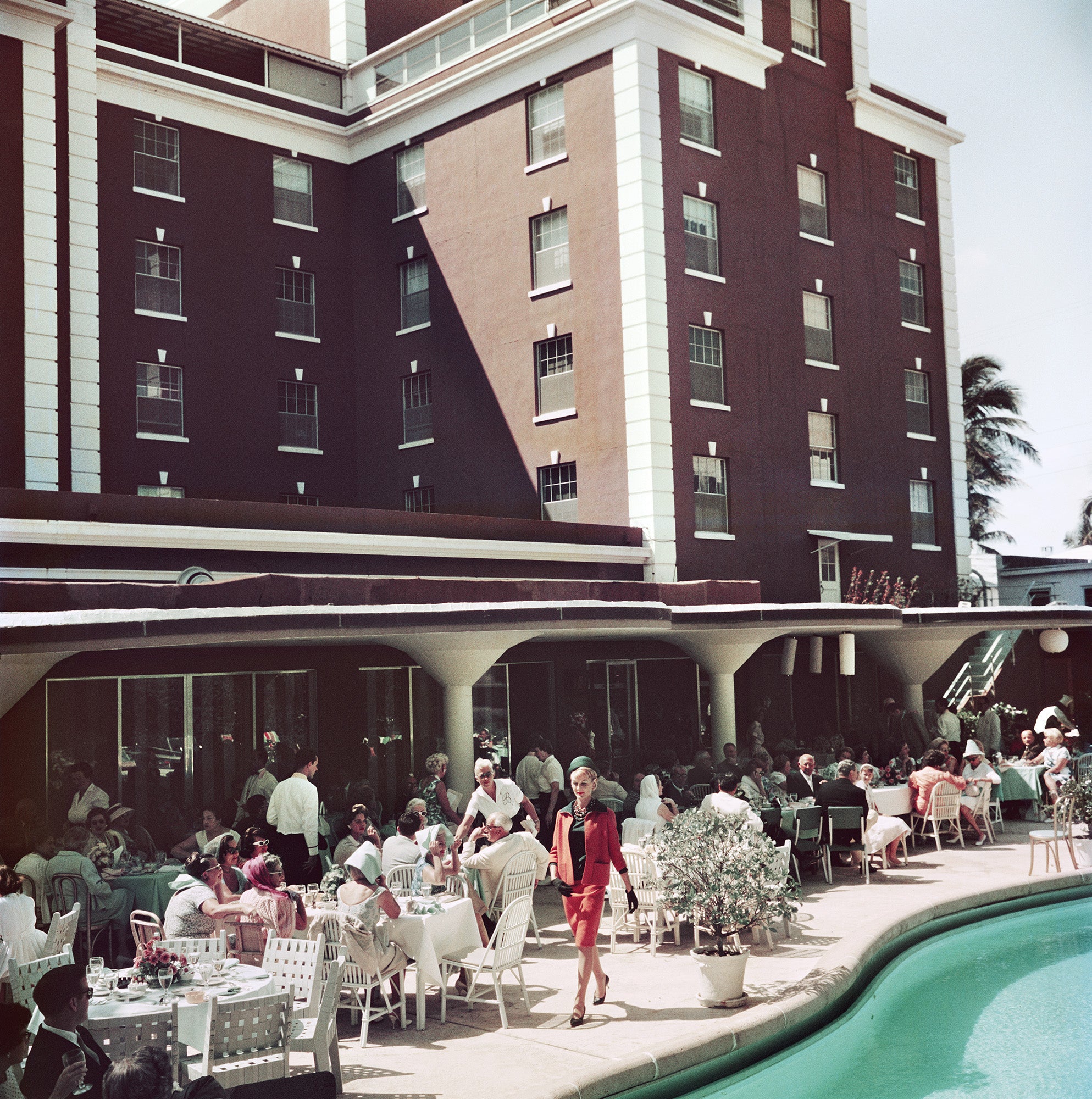 Poolside Promenade