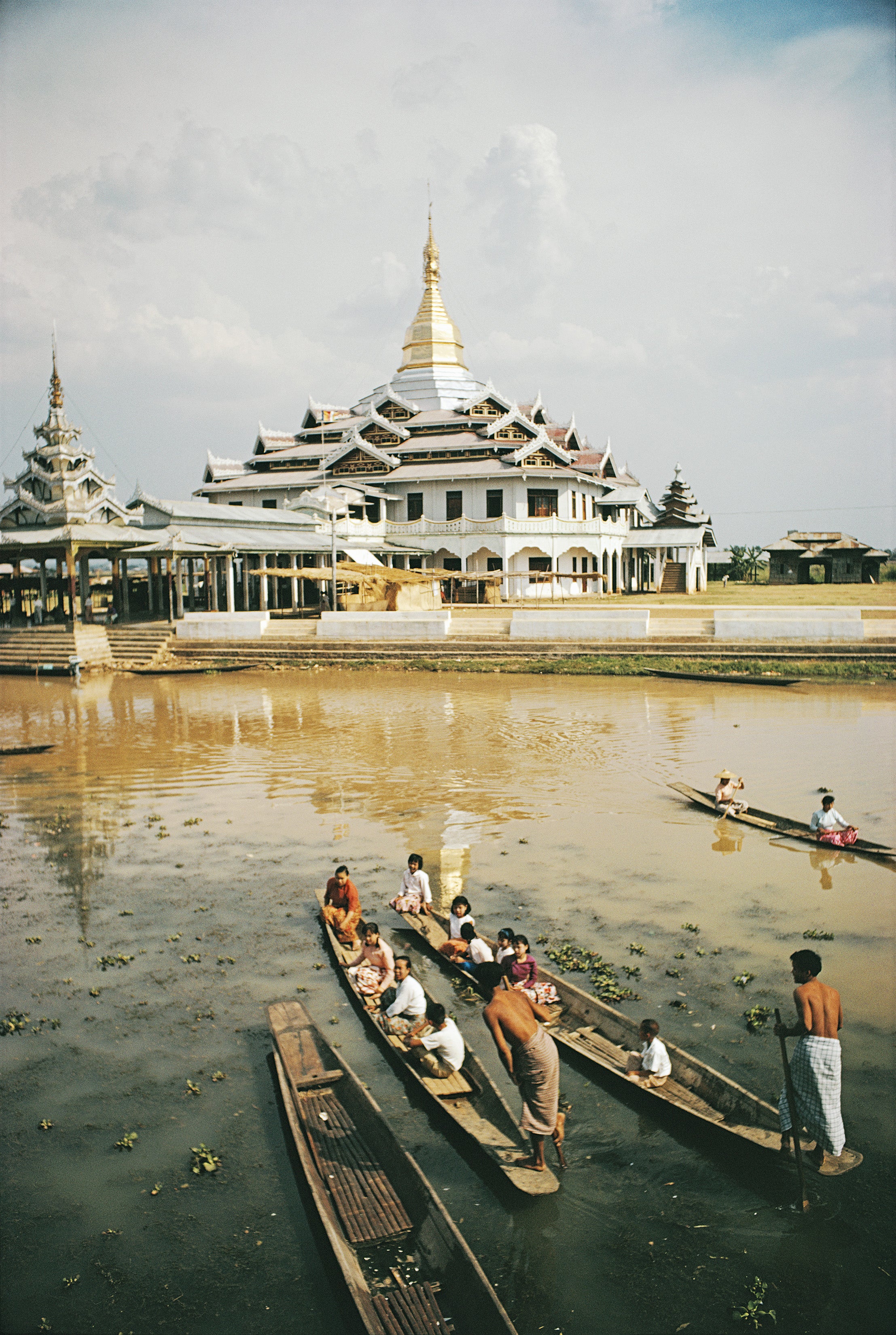 Hpaung Daw U Pagoda