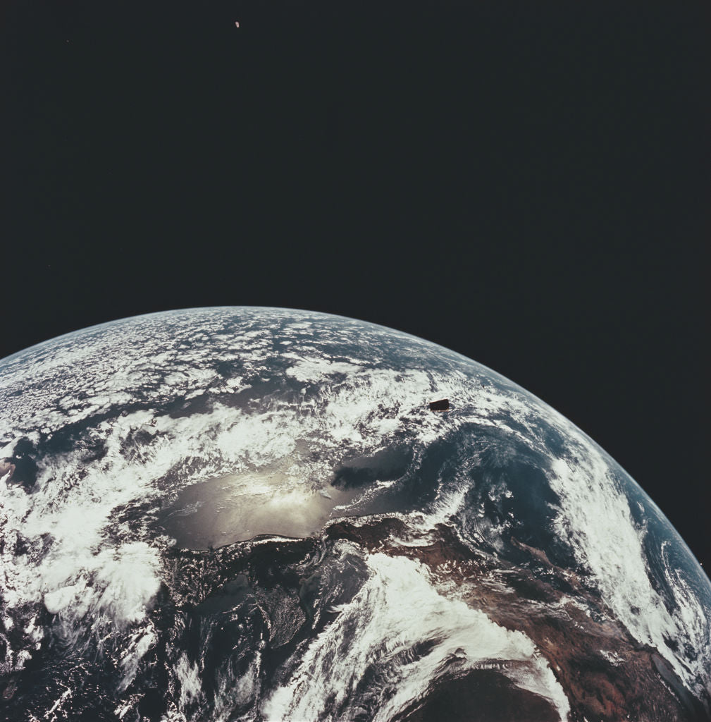 Apollo 12 Earth